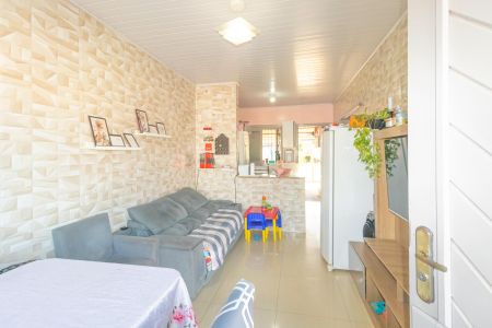 Sala de casa à venda com 2 quartos, 57m² em Harmonia, Canoas
