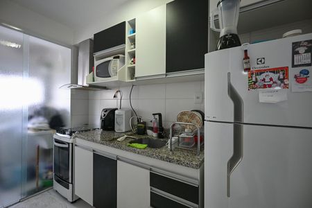 Cozinha de apartamento para alugar com 2 quartos, 64m² em Jardim Parque Morumbi, São Paulo
