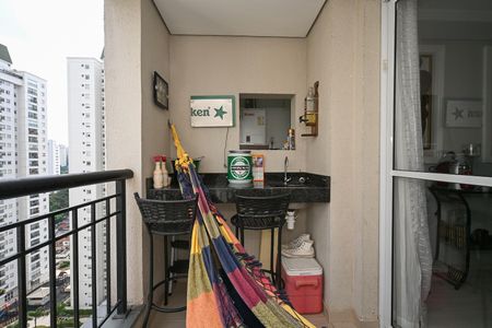 Varanda de apartamento à venda com 2 quartos, 64m² em Jardim Parque Morumbi, São Paulo