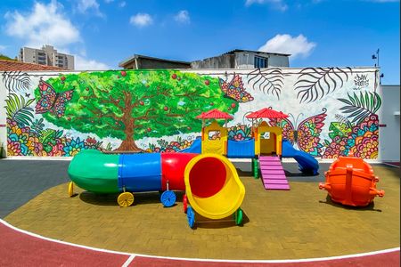 Apartamento para alugar com 83m², 2 quartos e 2 vagasÁrea comum - Playground