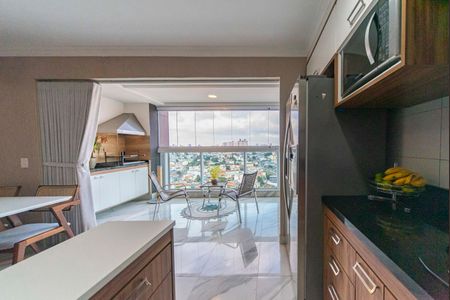 Apartamento para alugar com 83m², 2 quartos e 2 vagasCozinha 