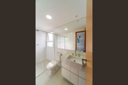 Apartamento para alugar com 83m², 2 quartos e 2 vagasBanheiro do Quarto 1