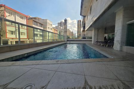 Apartamento para alugar com 172m², 2 quartos e 2 vagas Apartamento para alugar com 172m², 2 quartos e 2 vagasÁrea comum - Piscina
