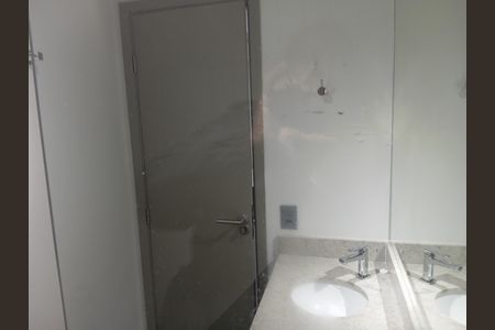 Banheiro 1 de apartamento para alugar com 1 quarto, 50m² em Barra da Tijuca, Rio de Janeiro