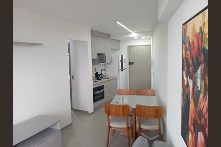 Sala de apartamento para alugar com 1 quarto, 50m² em Barra da Tijuca, Rio de Janeiro