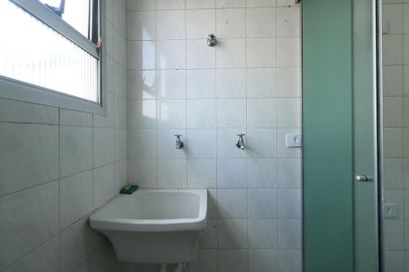 Apartamento à venda com 65m², 2 quartos e 1 vagaÁrea de Serviço