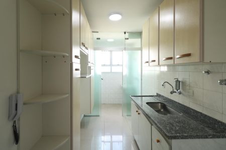 Apartamento à venda com 65m², 2 quartos e 1 vagaCozinha