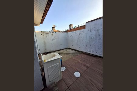 Casa para alugar com 45m², 2 quartos e 1 vaga Casa para alugar com 45m², 2 quartos e 1 vagaÁrea externa