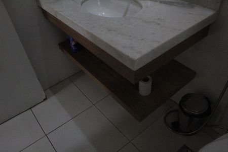 Apartamento à venda com 70m², 2 quartos e 1 vagaBanheiro Social
