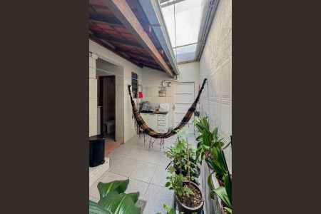Casa à venda com 110m², 2 quartos e sem vaga