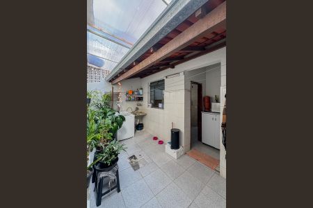Casa à venda com 110m², 2 quartos e sem vaga