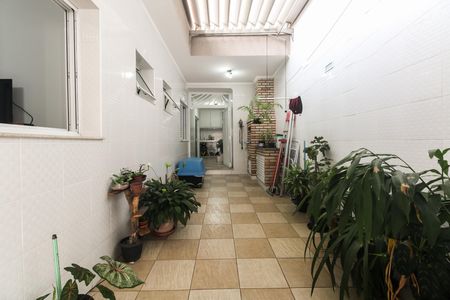Casa à venda com 130m², 3 quartos e 3 vagas Casa à venda com 130m², 3 quartos e 3 vagasQuintal e Churrasqueira