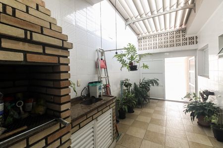 Quintal e Churrasqueira  de casa à venda com 3 quartos, 130m² em Vila Moreira, São Paulo