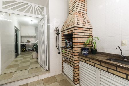 Quintal e Churrasqueira  de casa à venda com 3 quartos, 130m² em Vila Moreira, São Paulo