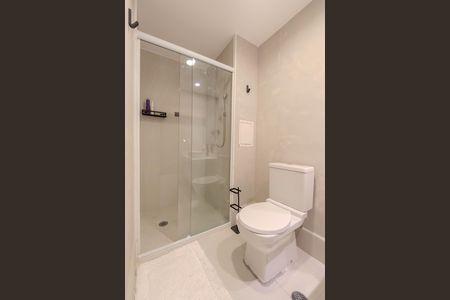 Banheiro de kitnet/studio à venda com 1 quarto, 28m² em Bela Vista, São Paulo