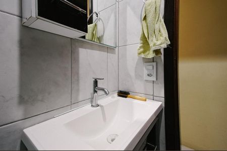 Banheiro de casa à venda com 2 quartos, 150m² em Cidade Antônio Estêvão de Carvalho, São Paulo