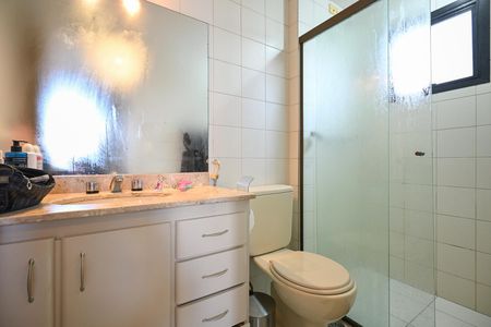 Apartamento à venda com 104m², 3 quartos e 2 vagasBanheiro da Suíte  3