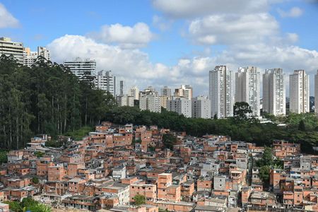 Apartamento à venda com 104m², 3 quartos e 2 vagasVista da Suíte 3
