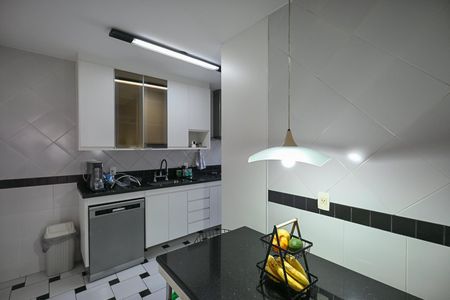 Apartamento à venda com 104m², 3 quartos e 2 vagasCozinha