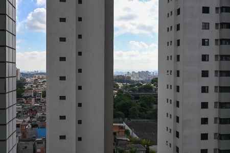 Apartamento à venda com 104m², 3 quartos e 2 vagasVista da Suíte 2