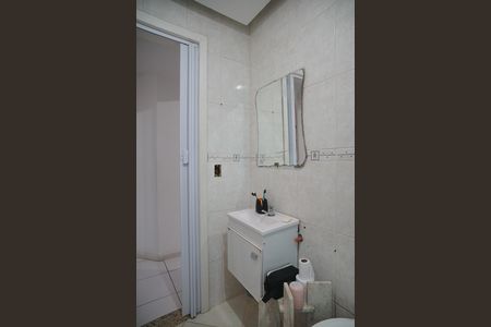 Casa para alugar com 160m², 3 quartos e sem vaga Casa para alugar com 160m², 3 quartos e sem vagaBanheiro social 2