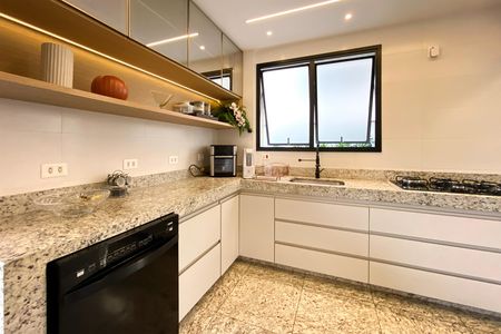 Apartamento à venda com 225m², 3 quartos e 4 vagasCozinha