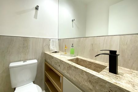 Apartamento à venda com 225m², 3 quartos e 4 vagasLavabo