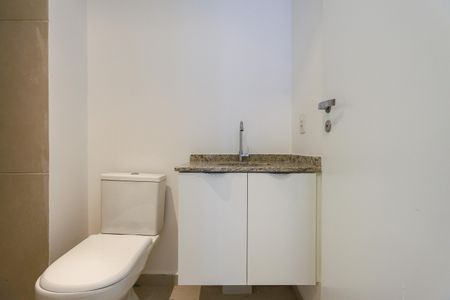 Apartamento para alugar com 37m², 2 quartos e 1 vaga Apartamento para alugar com 37m², 2 quartos e 1 vagaBanheiro