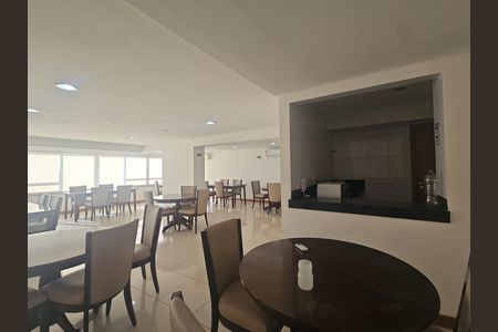 Apartamento para alugar com 50m², 1 quarto e 1 vaga Apartamento para alugar com 50m², 1 quarto e 1 vagaÁrea comum - Salão de festas