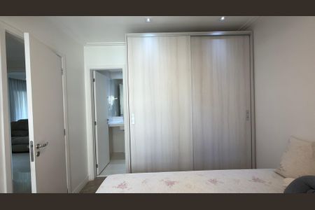 Apartamento para alugar com 146m², 3 quartos e 3 vagas