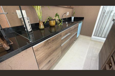 Apartamento para alugar com 146m², 3 quartos e 3 vagas