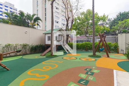Apartamento para alugar com 146m², 3 quartos e 3 vagas