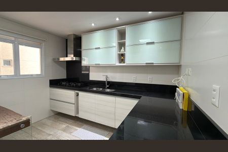 Apartamento para alugar com 146m², 3 quartos e 3 vagas