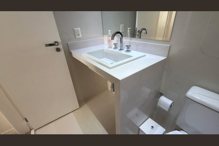 Apartamento para alugar com 146m², 3 quartos e 3 vagas