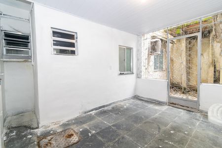Casa à venda com 90m², 4 quartos e 2 vagasÁrea de Serviço