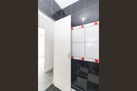 Casa à venda com 90m², 4 quartos e 2 vagasBanheiro