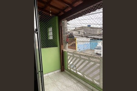 Casa para alugar com 90m², 2 quartos e sem vaga Casa para alugar com 90m², 2 quartos e sem vagaVaranda