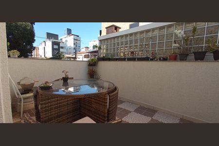 Apartamento para alugar com 107m², 3 quartos e 2 vagas Apartamento para alugar com 107m², 3 quartos e 2 vagasÁrea externa