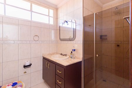 Casa à venda com 150m², 3 quartos e 2 vagas Casa à venda com 150m², 3 quartos e 2 vagasBanheiro Superior