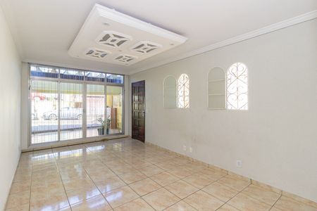 Sala de casa à venda com 3 quartos, 150m² em Vila Zat, São Paulo