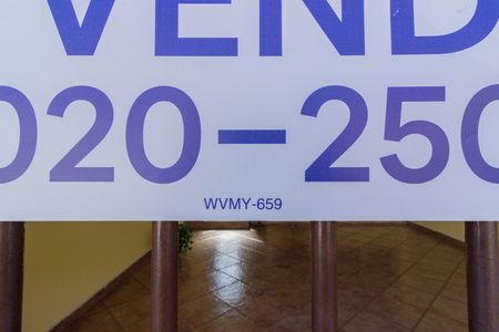 Casa à venda com 150m², 3 quartos e 2 vagas Casa à venda com 150m², 3 quartos e 2 vagasPlaca Instalada 06-06 - COD WVMY-659