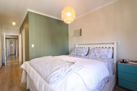 Apartamento à venda com 136m², 3 quartos e 1 vaga Apartamento à venda com 136m², 3 quartos e 1 vagaSuite