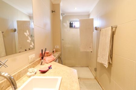 Apartamento à venda com 136m², 3 quartos e 1 vaga Apartamento à venda com 136m², 3 quartos e 1 vagaBanheiro