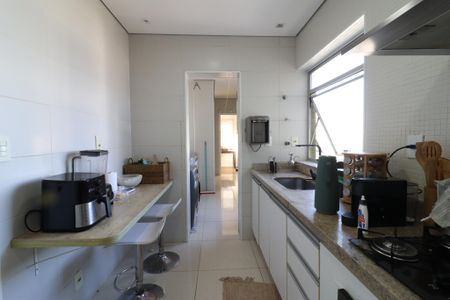 Apartamento à venda com 136m², 3 quartos e 1 vaga Apartamento à venda com 136m², 3 quartos e 1 vagaCozinha