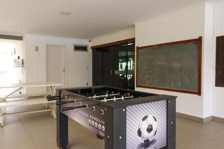 Apartamento à venda com 136m², 3 quartos e 1 vaga Apartamento à venda com 136m², 3 quartos e 1 vagaSala de Jogos