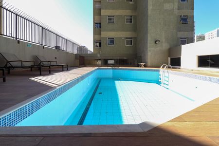 Apartamento à venda com 136m², 3 quartos e 1 vaga Apartamento à venda com 136m², 3 quartos e 1 vagaÁrea comum - Piscina