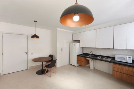 Sala de apartamento para alugar com 1 quarto, 43m² em Jardim Ibirapuera, Campinas