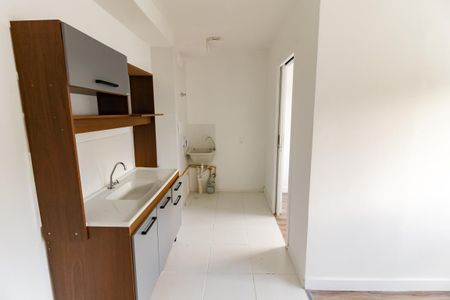 Apartamento para alugar com 33m², 2 quartos e sem vaga Apartamento para alugar com 33m², 2 quartos e sem vagaCozinha - Armários
