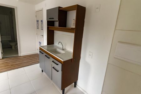 Apartamento para alugar com 33m², 2 quartos e sem vaga Apartamento para alugar com 33m², 2 quartos e sem vagaCozinha - Armários