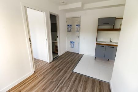 Sala de apartamento para alugar com 2 quartos, 33m² em Vila Suzana, São Paulo